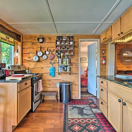 Adirondack Mountains Cottage Near Gore Mountain! 워렌스버그 외부 사진